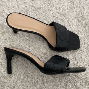 Black Padded Heeled Sandals